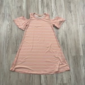 Girls dress size 7